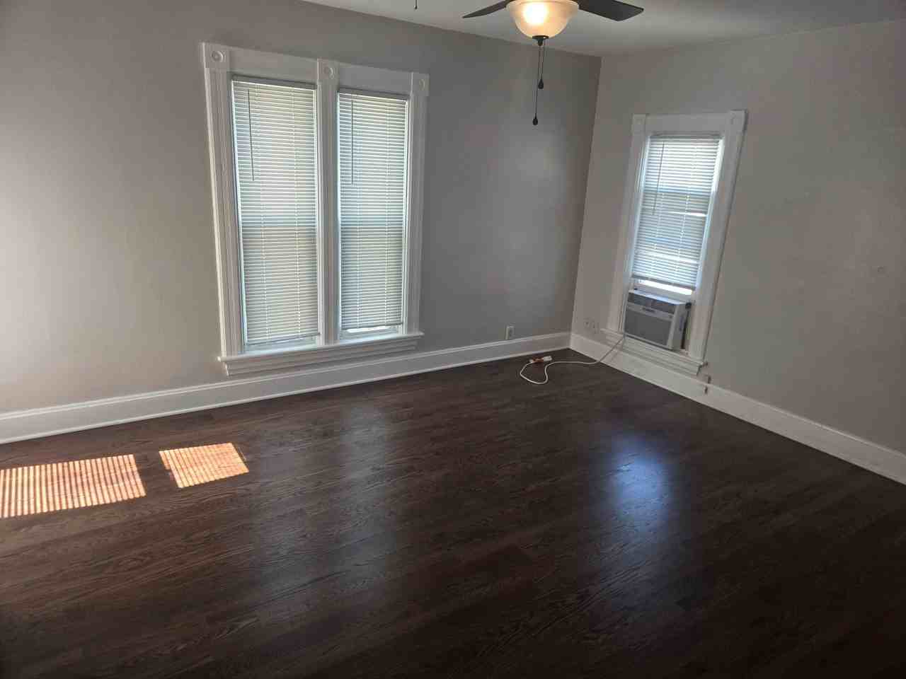26 S Broad St - Photo 4 of 11