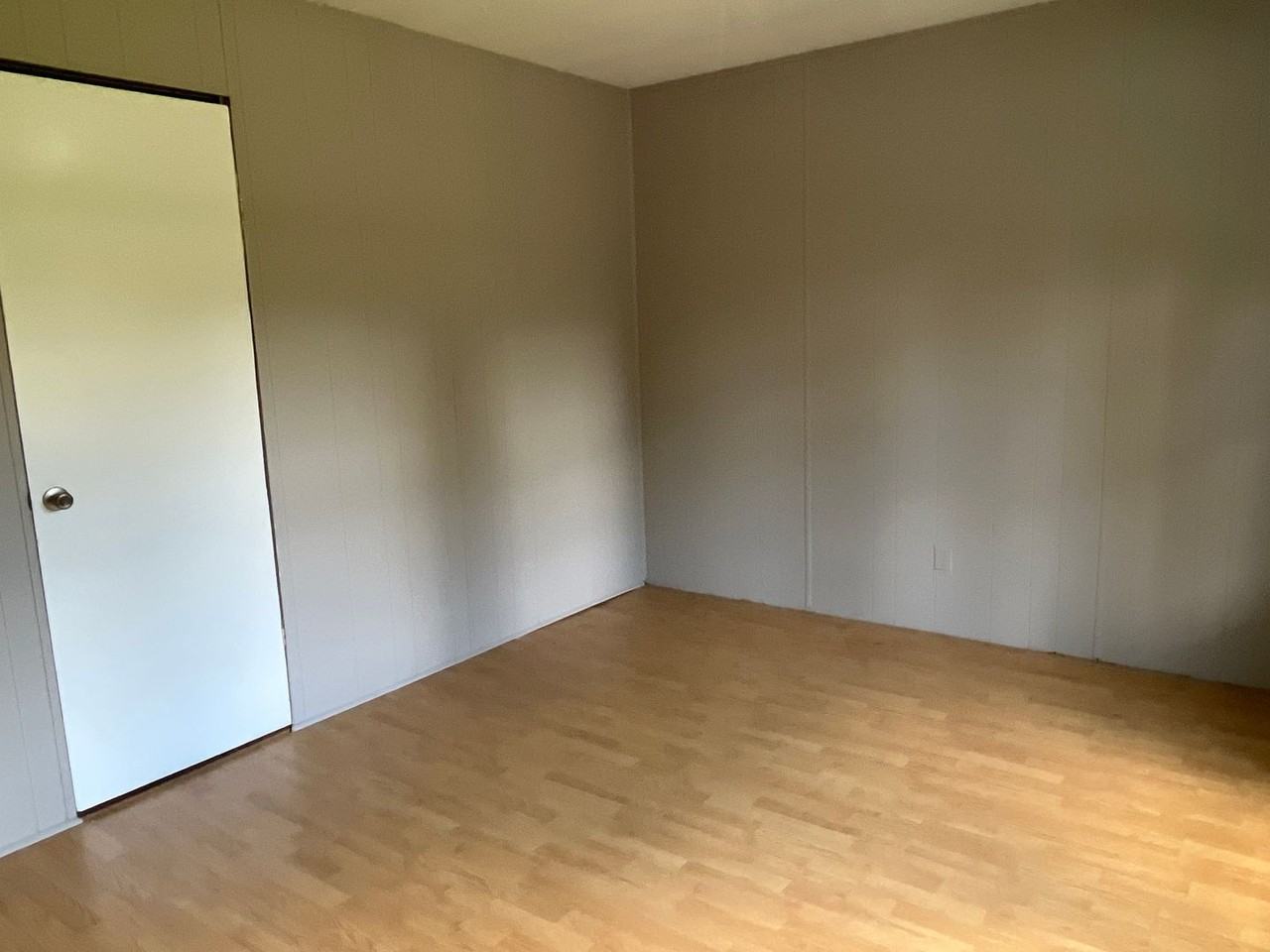 1723 W Poplar St #B - Photo 7 of 12