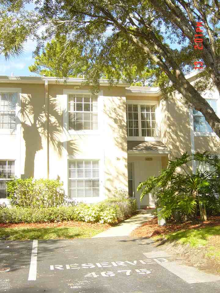 4675 Tudor Ln - Photo 3 of 15