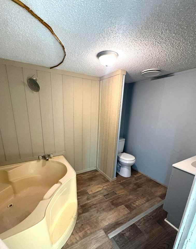 165 Barbara Ln - Photo 5 of 10