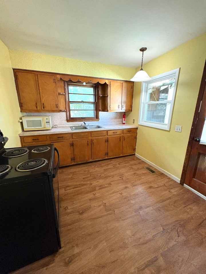 101 Kentucky Ave - Photo 2 of 6