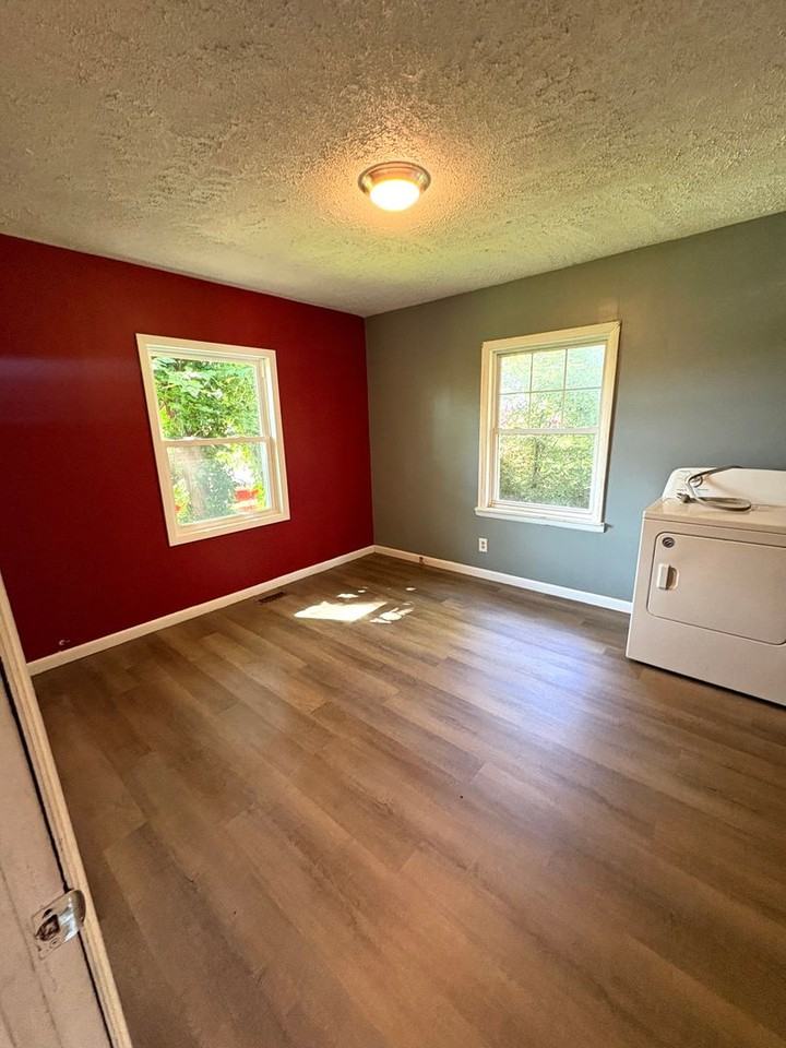 101 Kentucky Ave - Photo 3 of 6