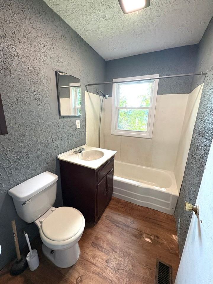 101 Kentucky Ave - Photo 4 of 6