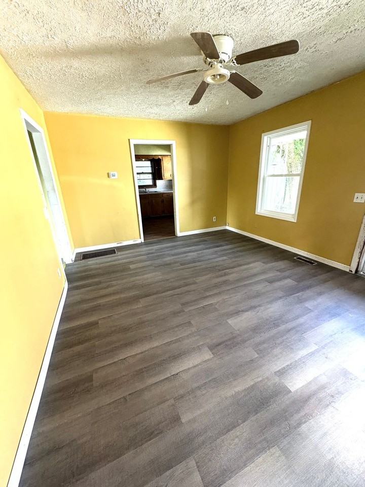 101 Kentucky Ave - Photo 6 of 6