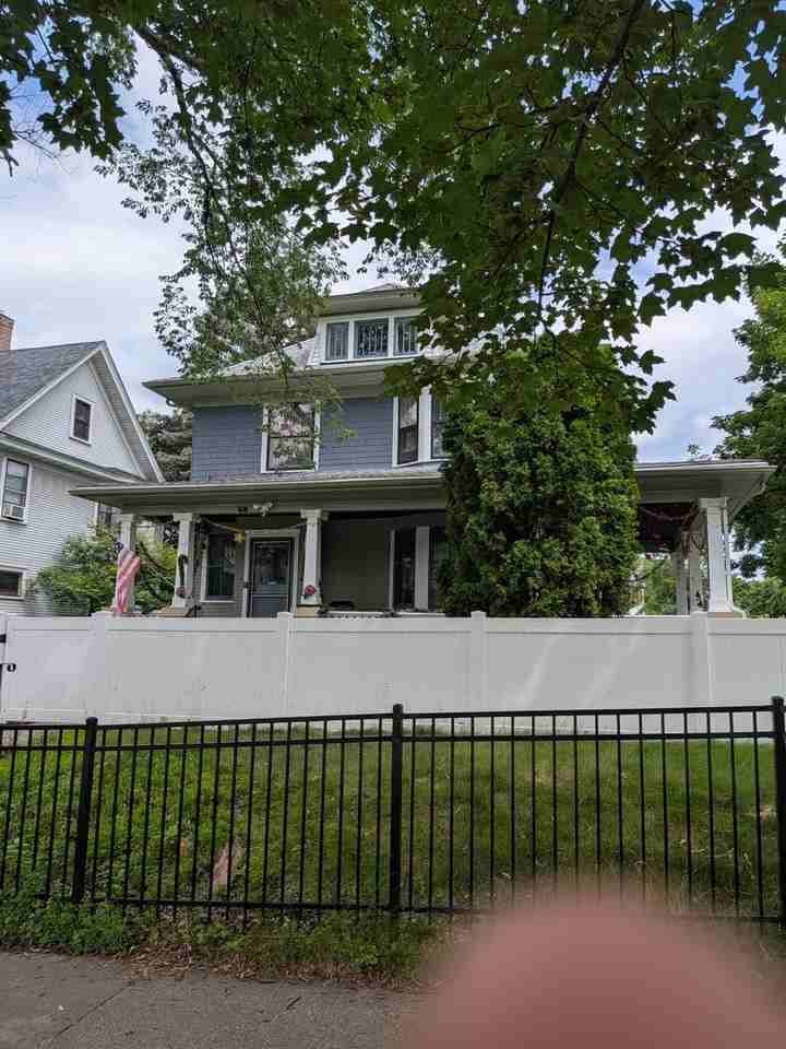 1953 Laurel Ave - Photo 5 of 50