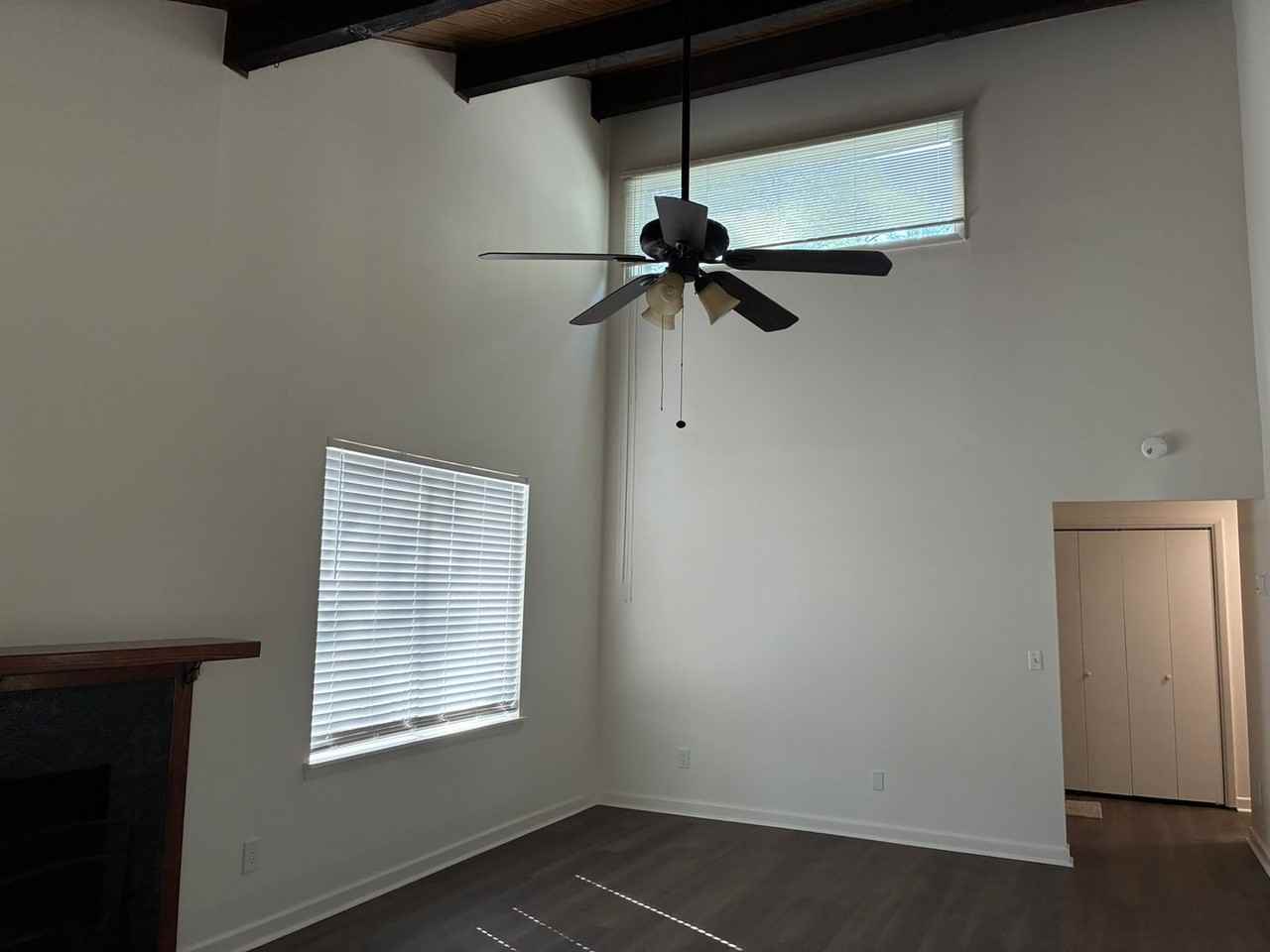 221 Mariners Row - Photo 6 of 26