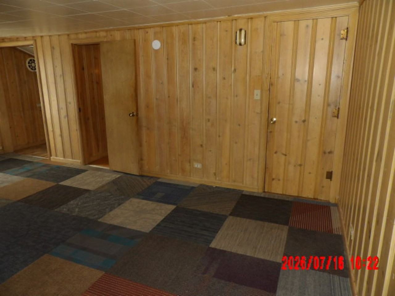 2035 D St - Photo 3 of 25