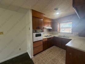 1412 W 10th St - Photo 1 of 1