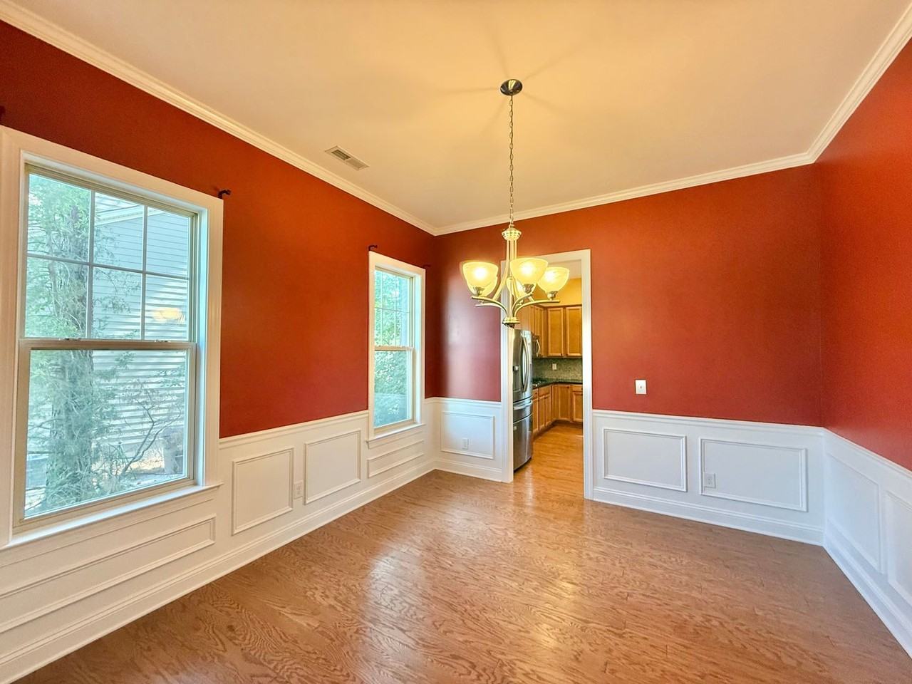 1140 Litchborough Way - Photo 7 of 44