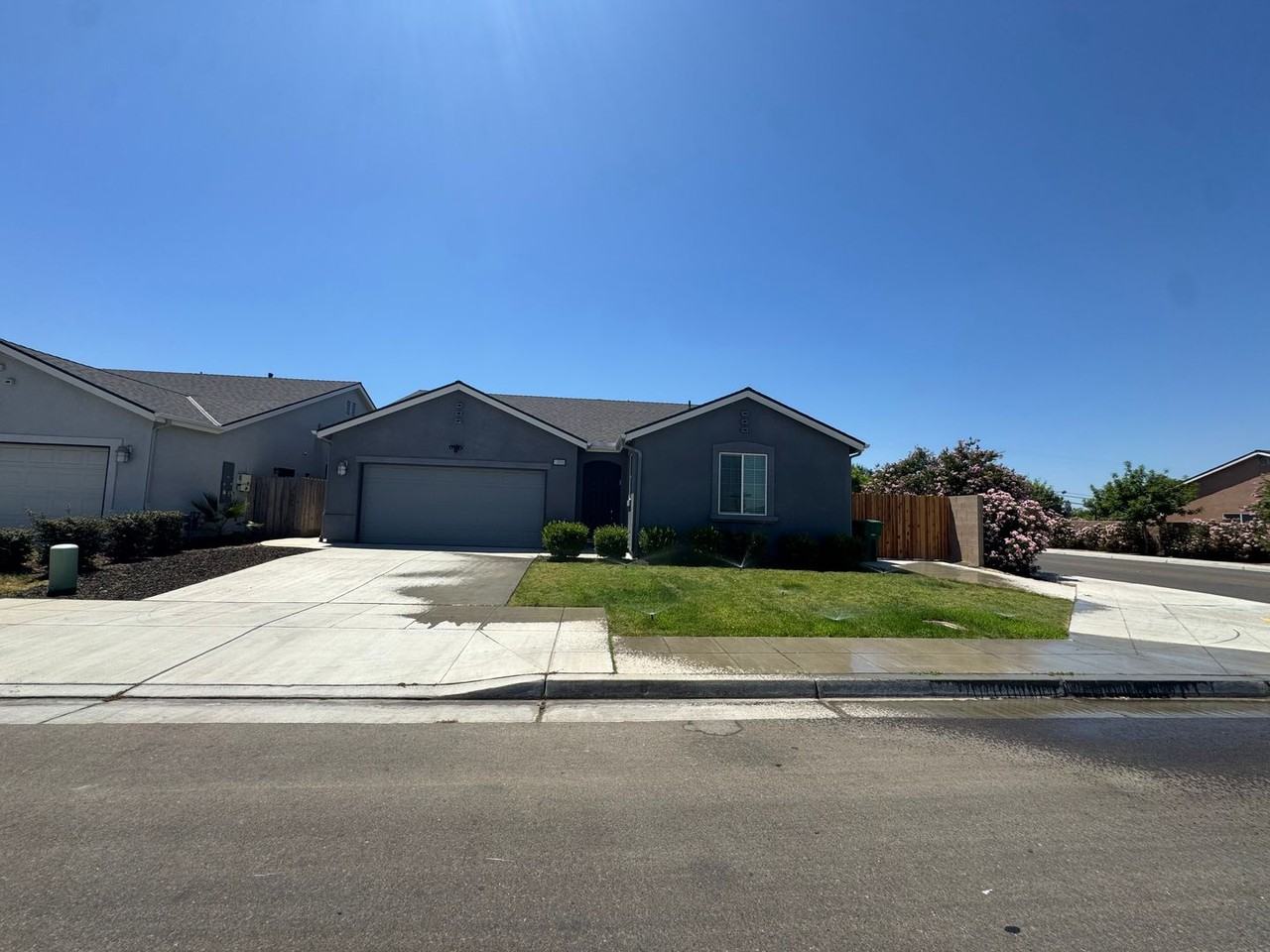 13333 Peach St - Photo 2 of 29