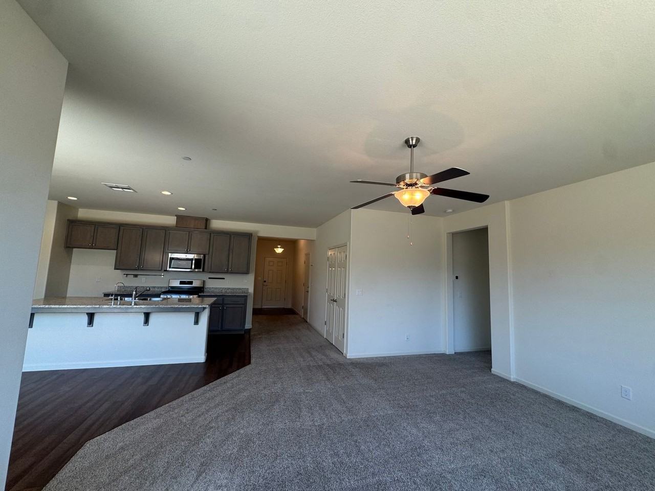 13333 Peach St - Photo 7 of 29
