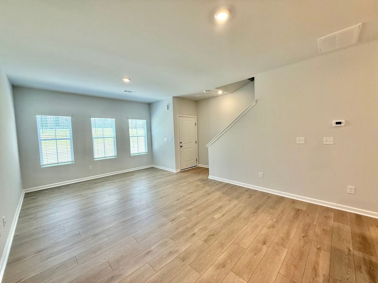 112 Silver Fir Ln - Photo 2 of 26