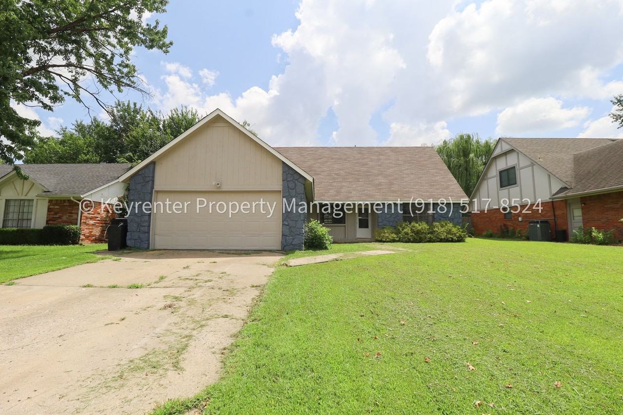 1609 S Chestnut Ave - Photo 3 of 38