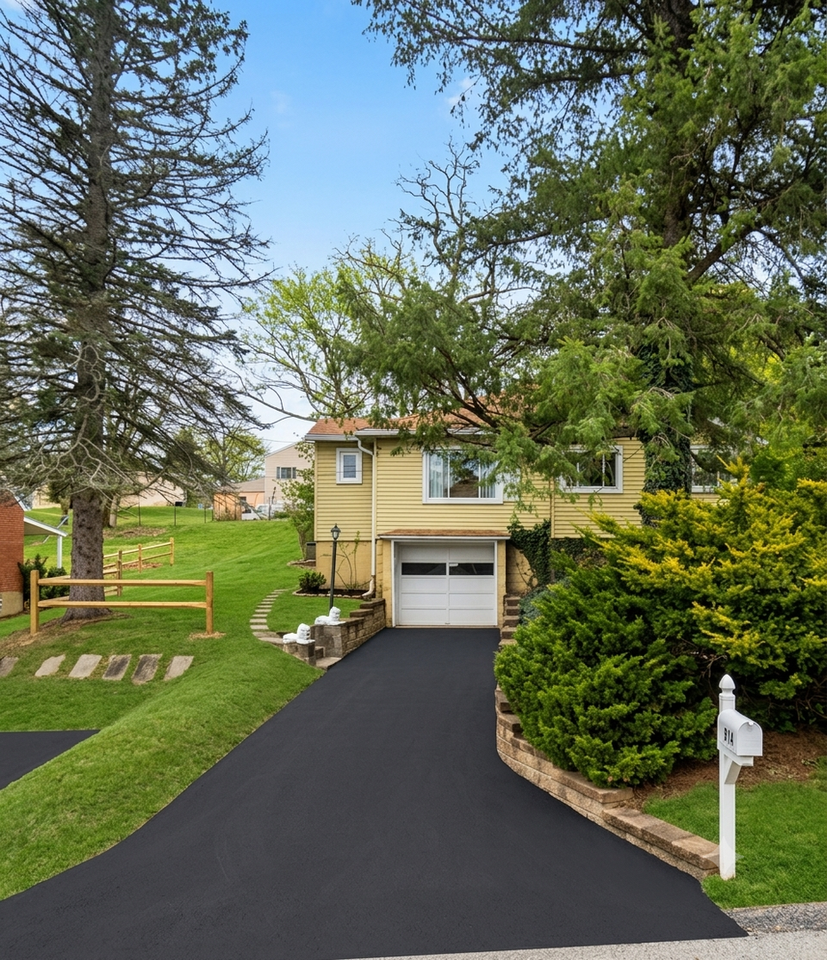217 Rosecrest Dr
