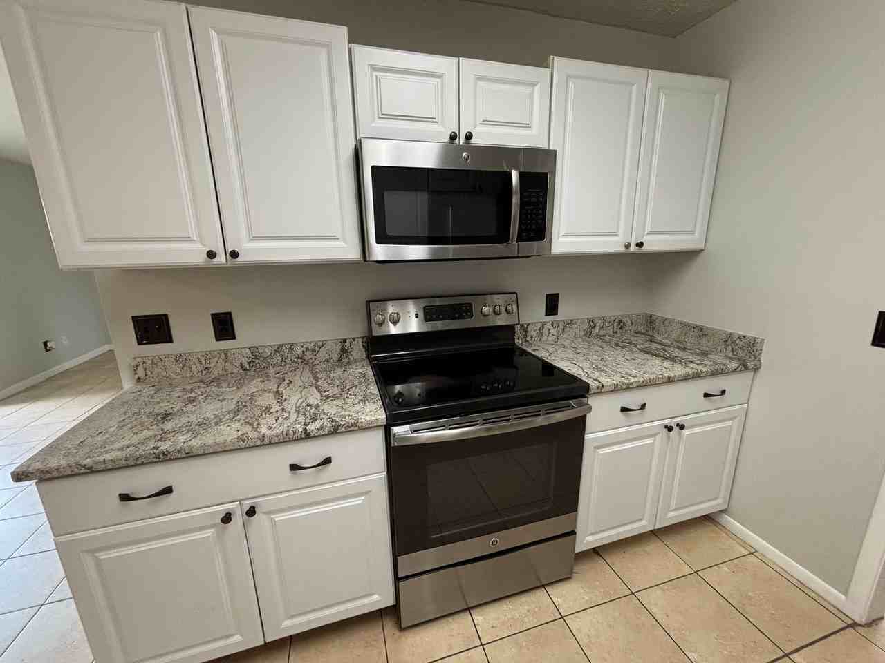 1807 Minnesota Ave - Photo 6 of 17