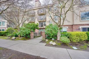566 Prospect St - Photo 1 of 1