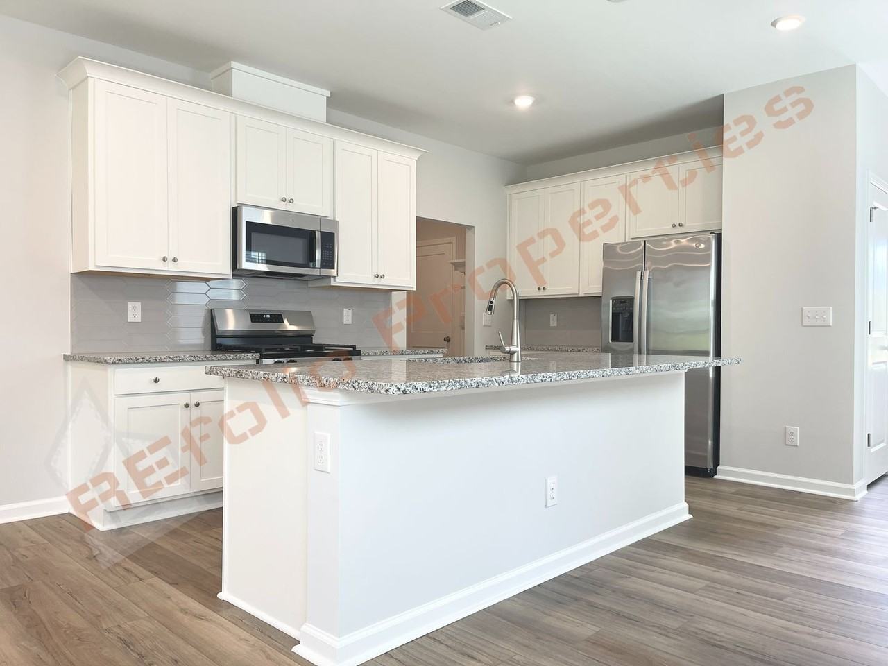 1605 Immagene Way - Photo 2 of 31