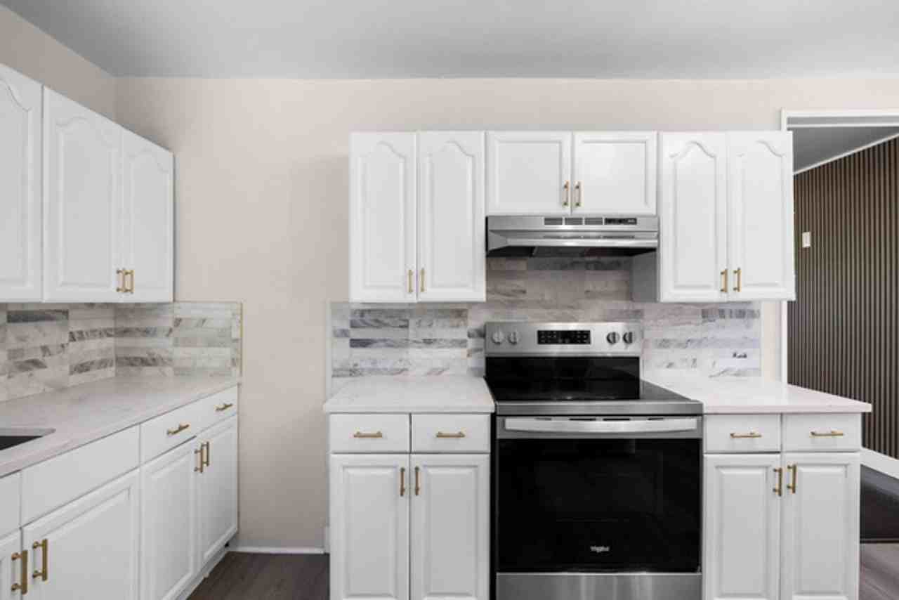 7 Coville Dr - Photo 5 of 24