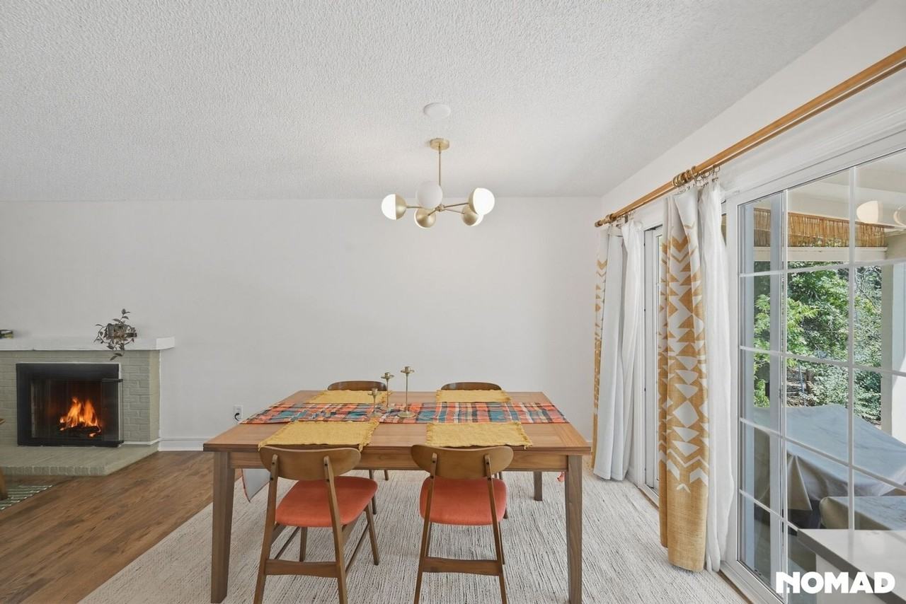 15652 E Jefferson Ave - Photo 5 of 26