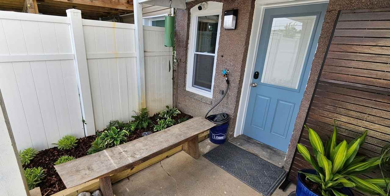 4633 Kernwood Ave - Photo 2 of 27