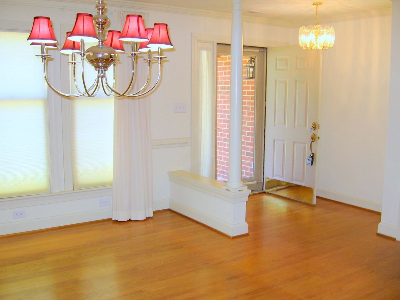 105 Mariners Cir - Photo 2 of 38