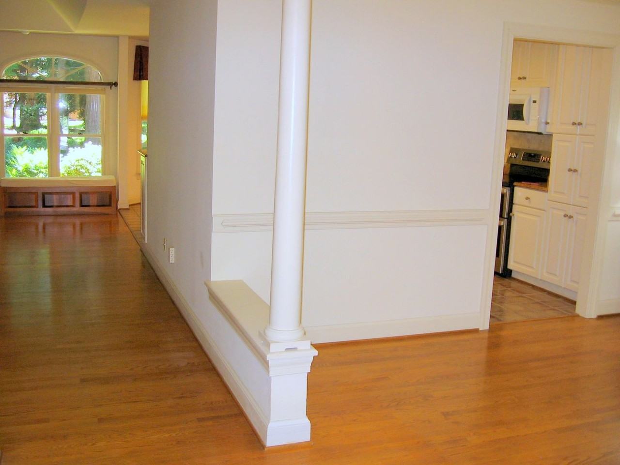 105 Mariners Cir - Photo 3 of 38
