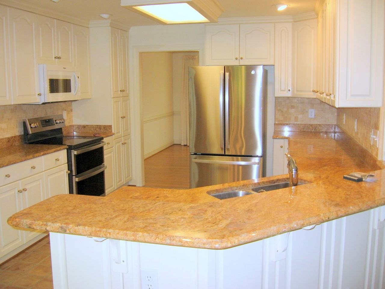 105 Mariners Cir - Photo 6 of 38