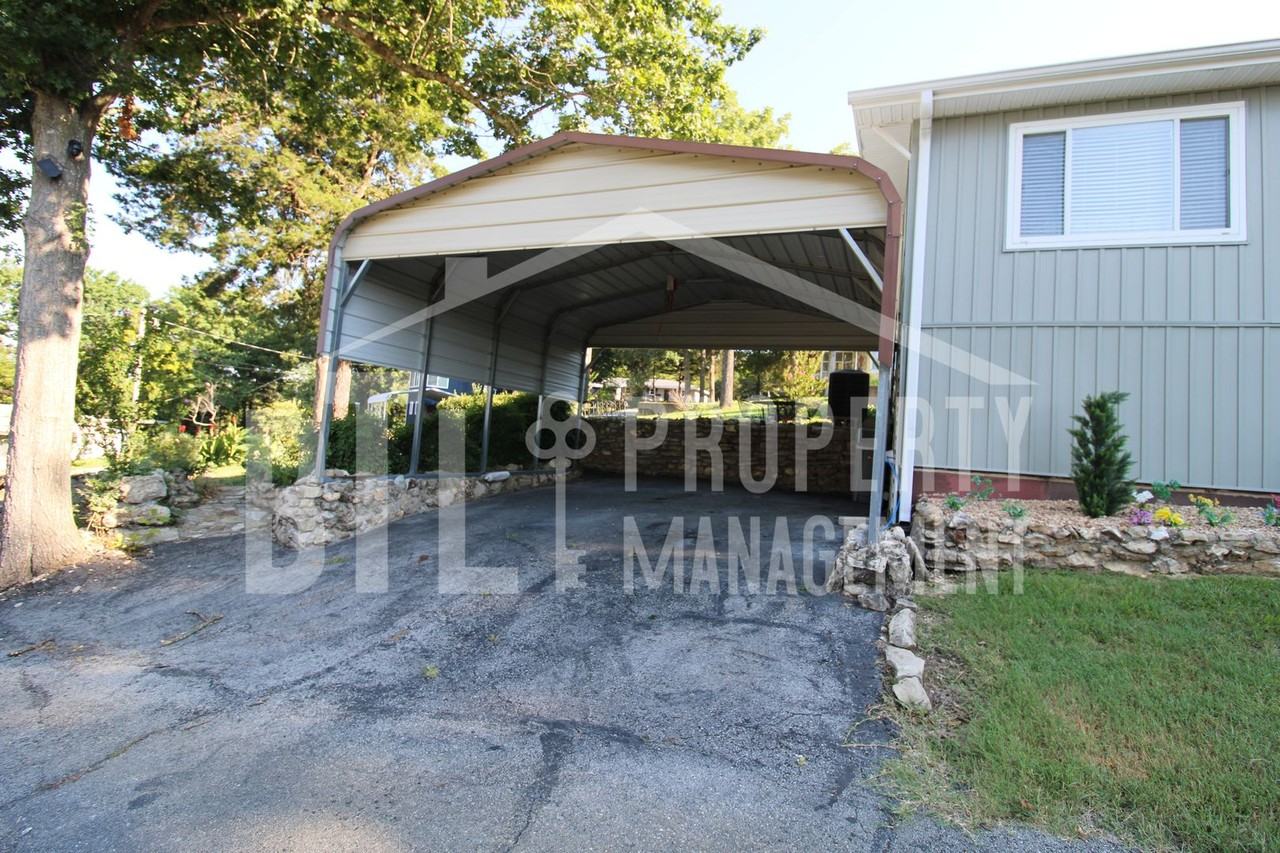 12 Lakehaven Dr - Photo 2 of 26