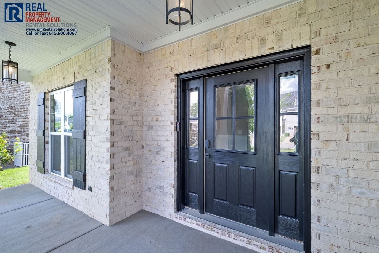 3527 Pershing Dr - Photo 4 of 36
