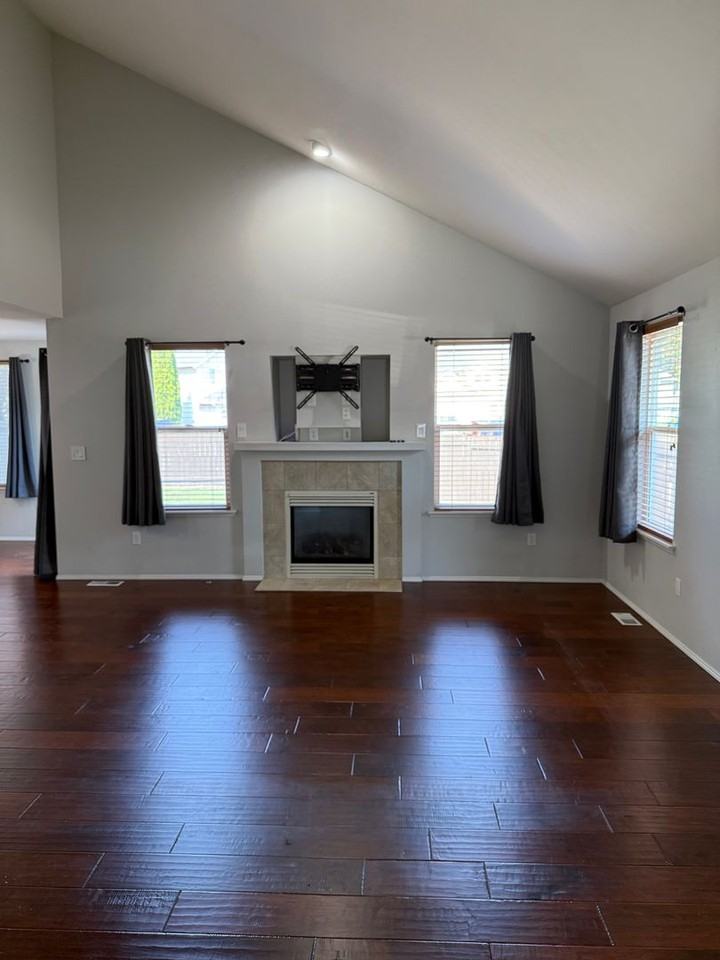 23836 Se 249th St - Photo 3 of 18