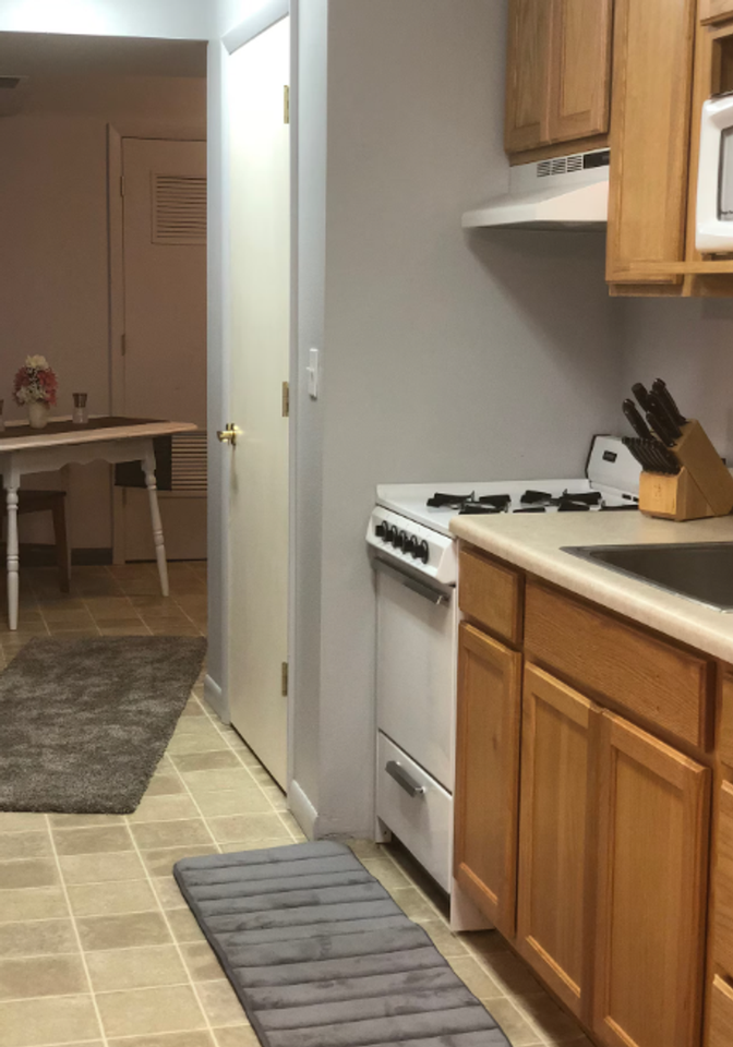 327 1/2 N Main St - Photo 6 of 15