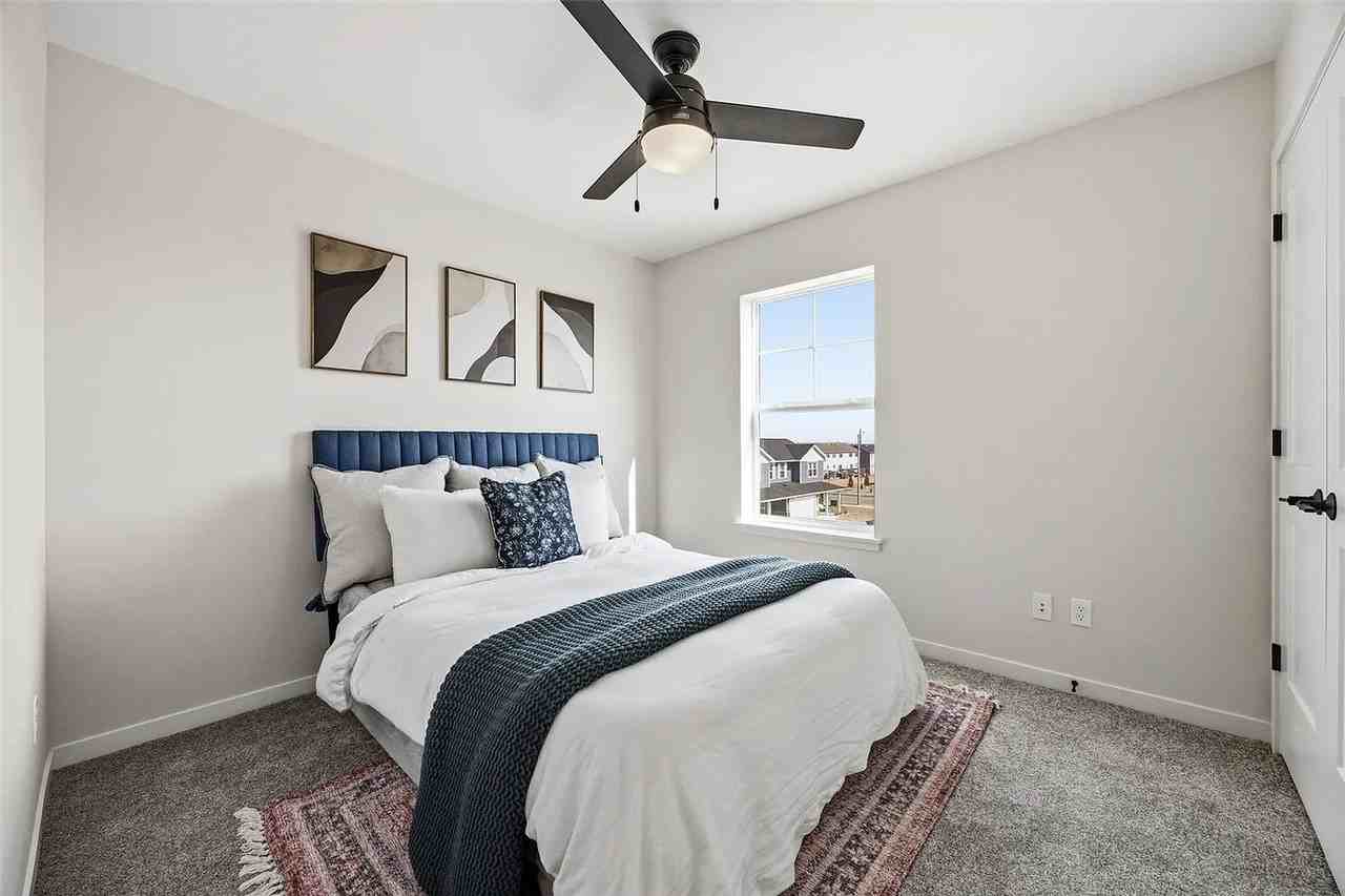 8704 Eddie Dr Sw #C - Photo 5 of 29