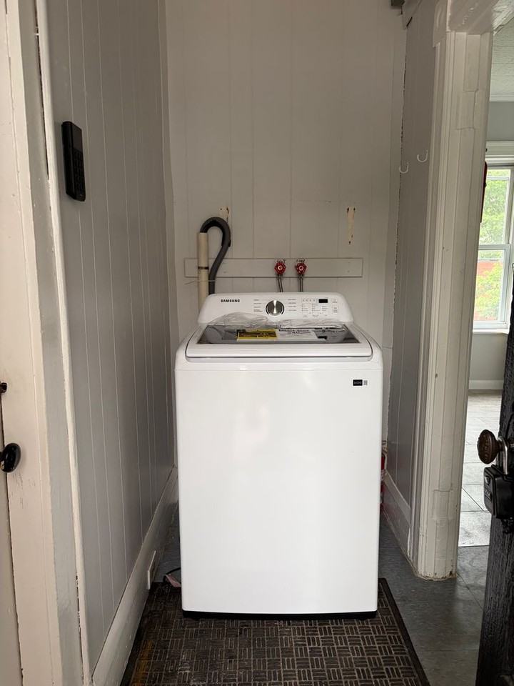 94 Ashland St - Photo 6 of 11