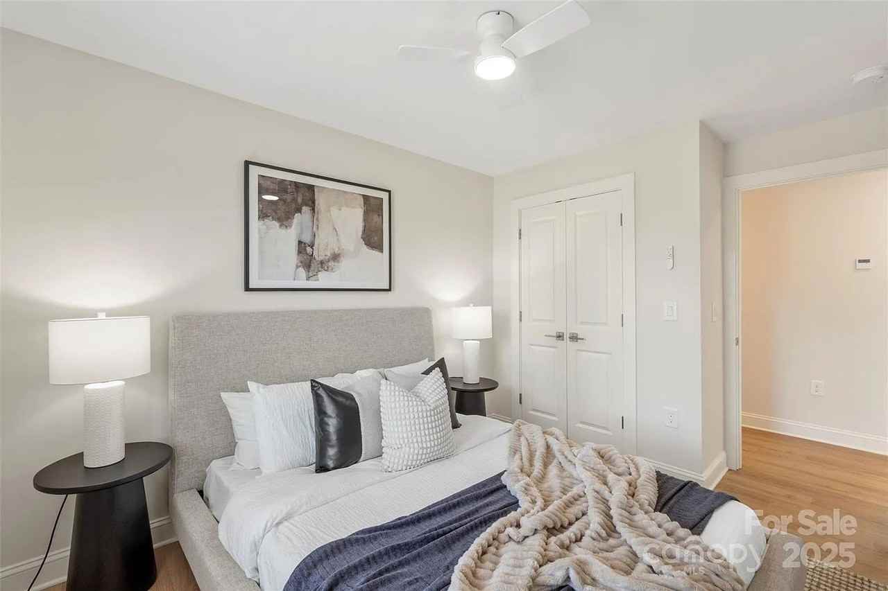 1104 Wonder Way - Photo 2 of 37