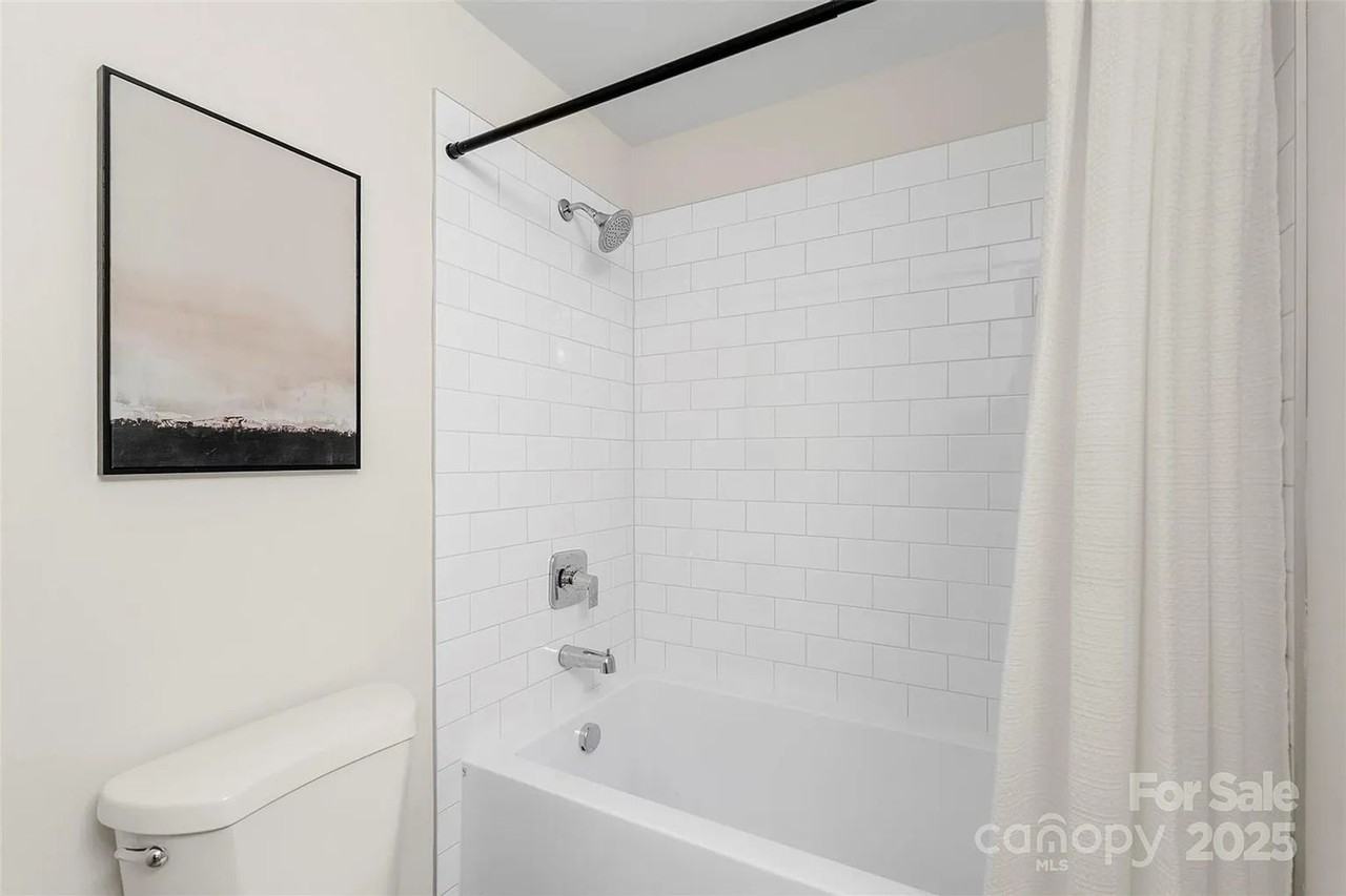 1104 Wonder Way - Photo 4 of 37