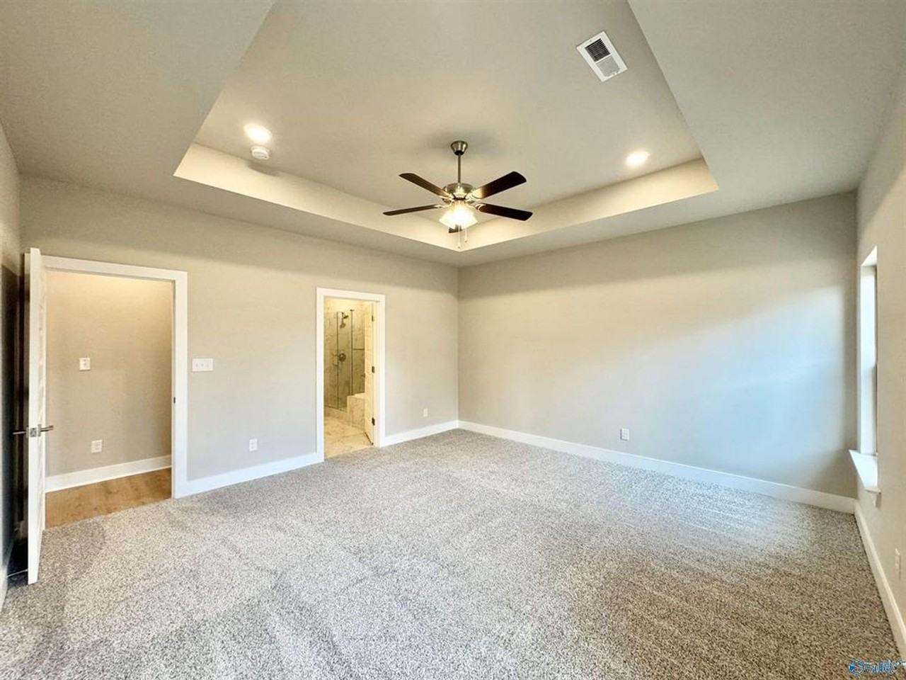 6006 Gardner Maples Dr - Photo 3 of 17