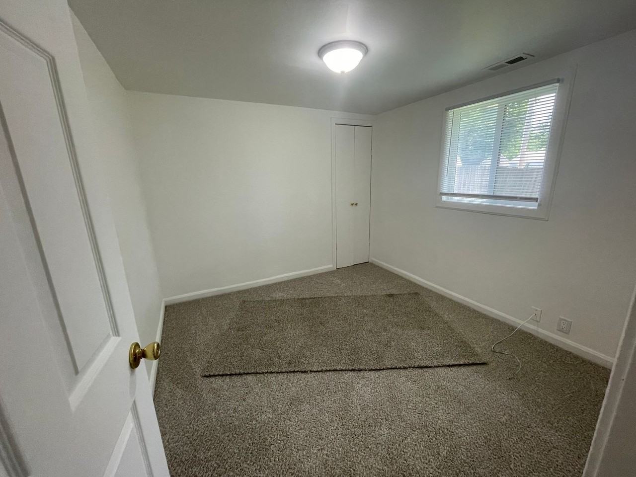 1704 S Lindell Dr - Photo 7 of 8