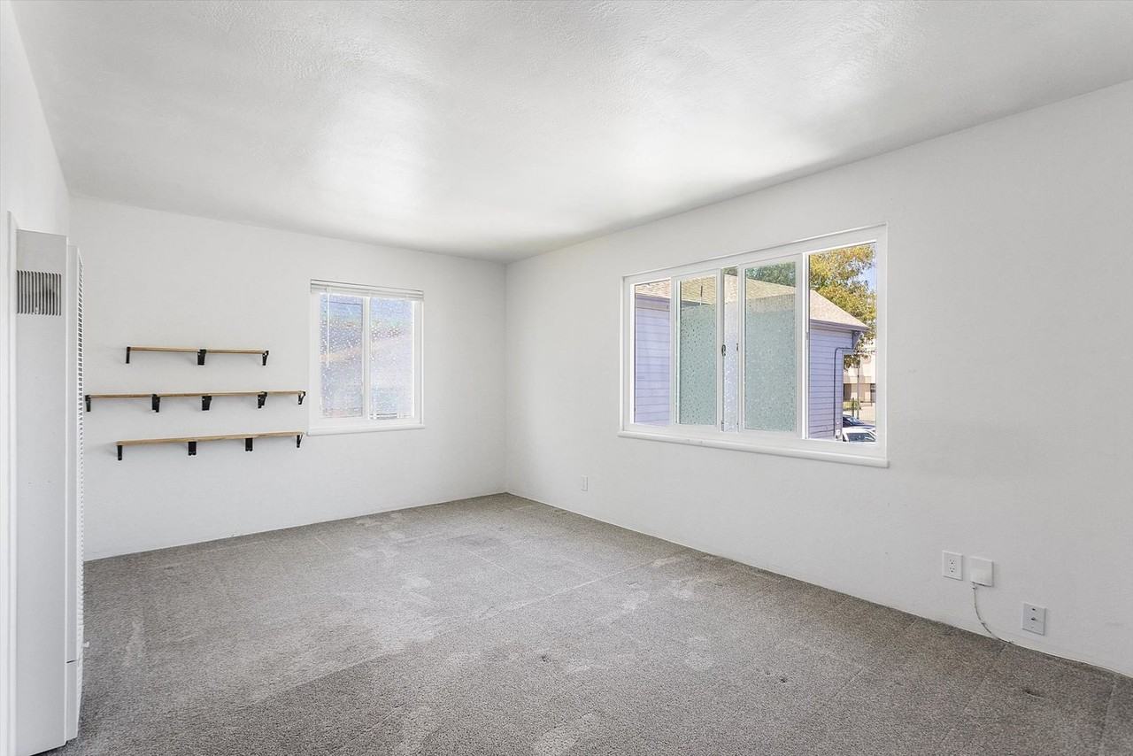 2238 Encinal Ave #C - Photo 4 of 12