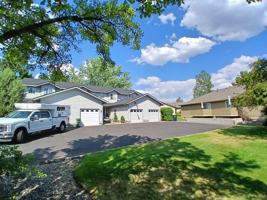 featured image of 990 Ne Savannah Dr