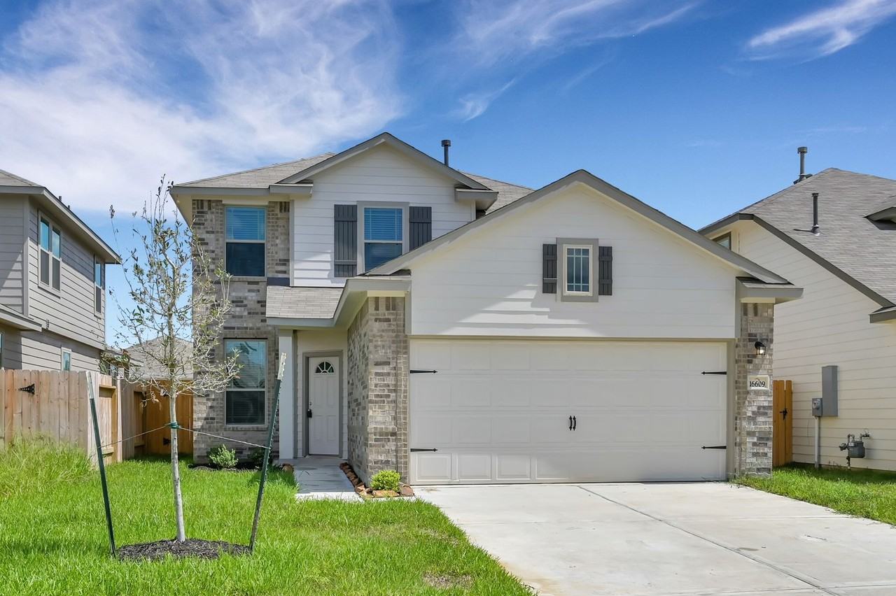 16609 Merry Pines Dr - Photo 2 of 47