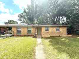 featured image of 2726 Green Oaks Dr