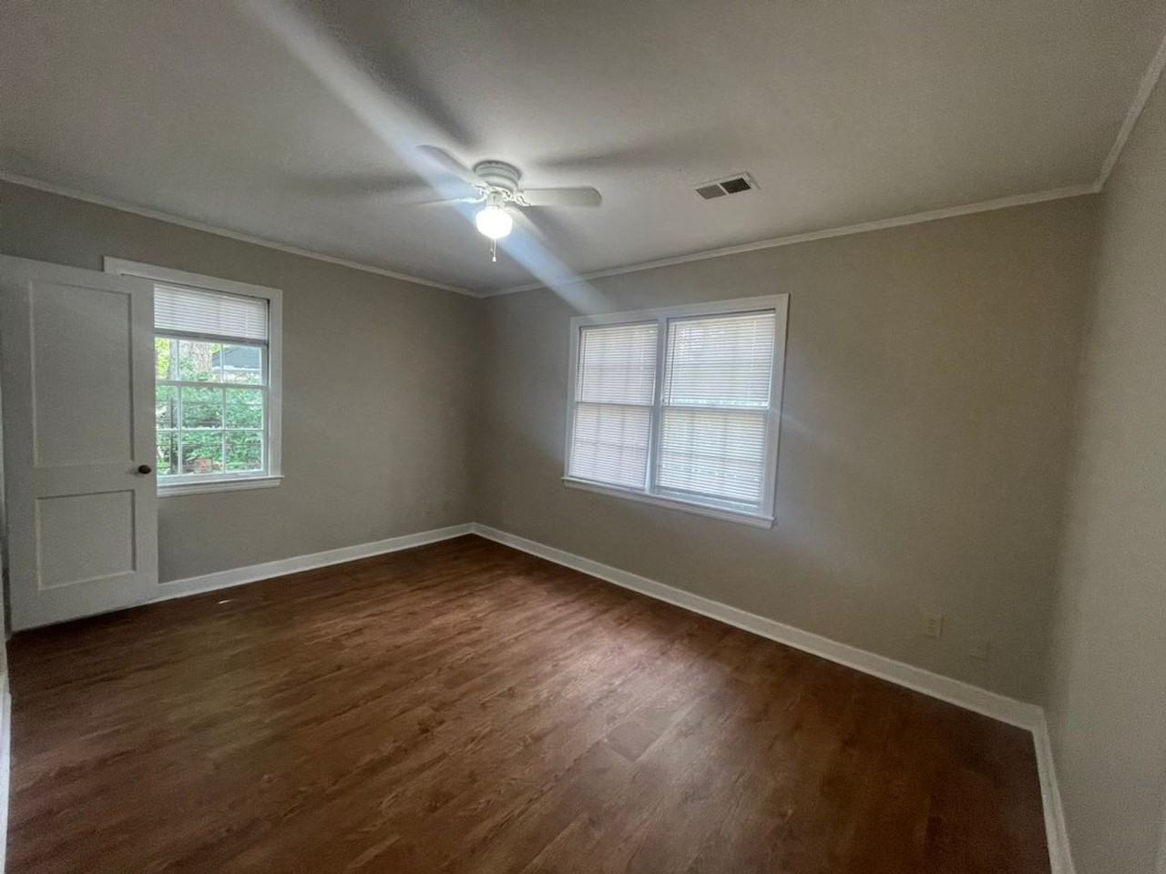 420 Hodges St - Photo 7 of 8