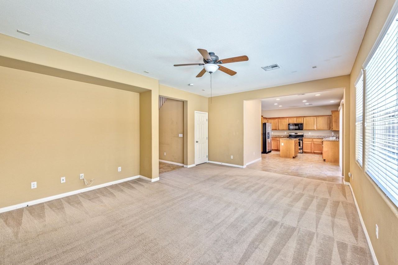 8020 Aztec Basin Ave - Photo 3 of 17