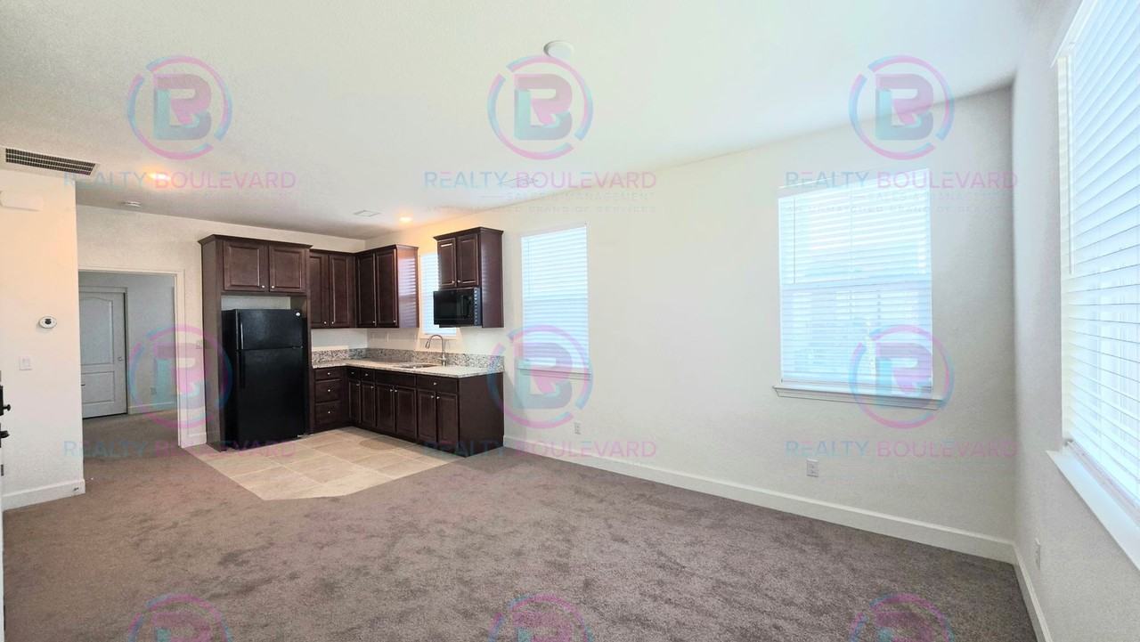 2561 Bridgetown Loop - Photo 5 of 25