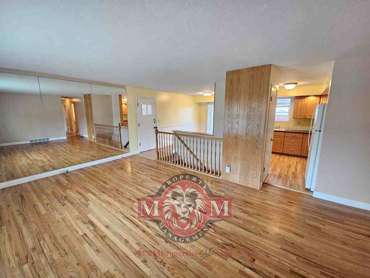 7006 S 1620 E - Photo 2 of 29