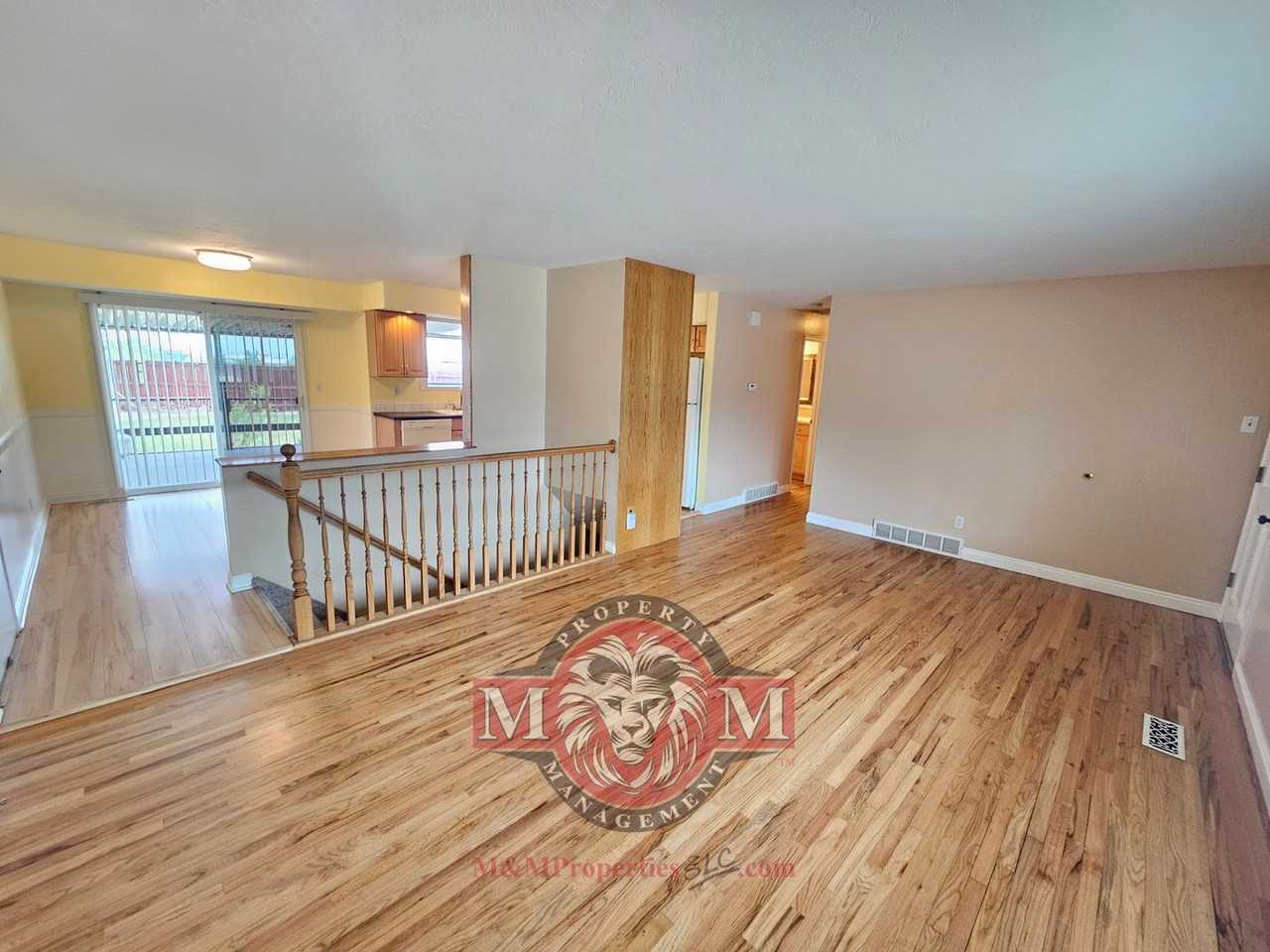 7006 S 1620 E - Photo 3 of 29