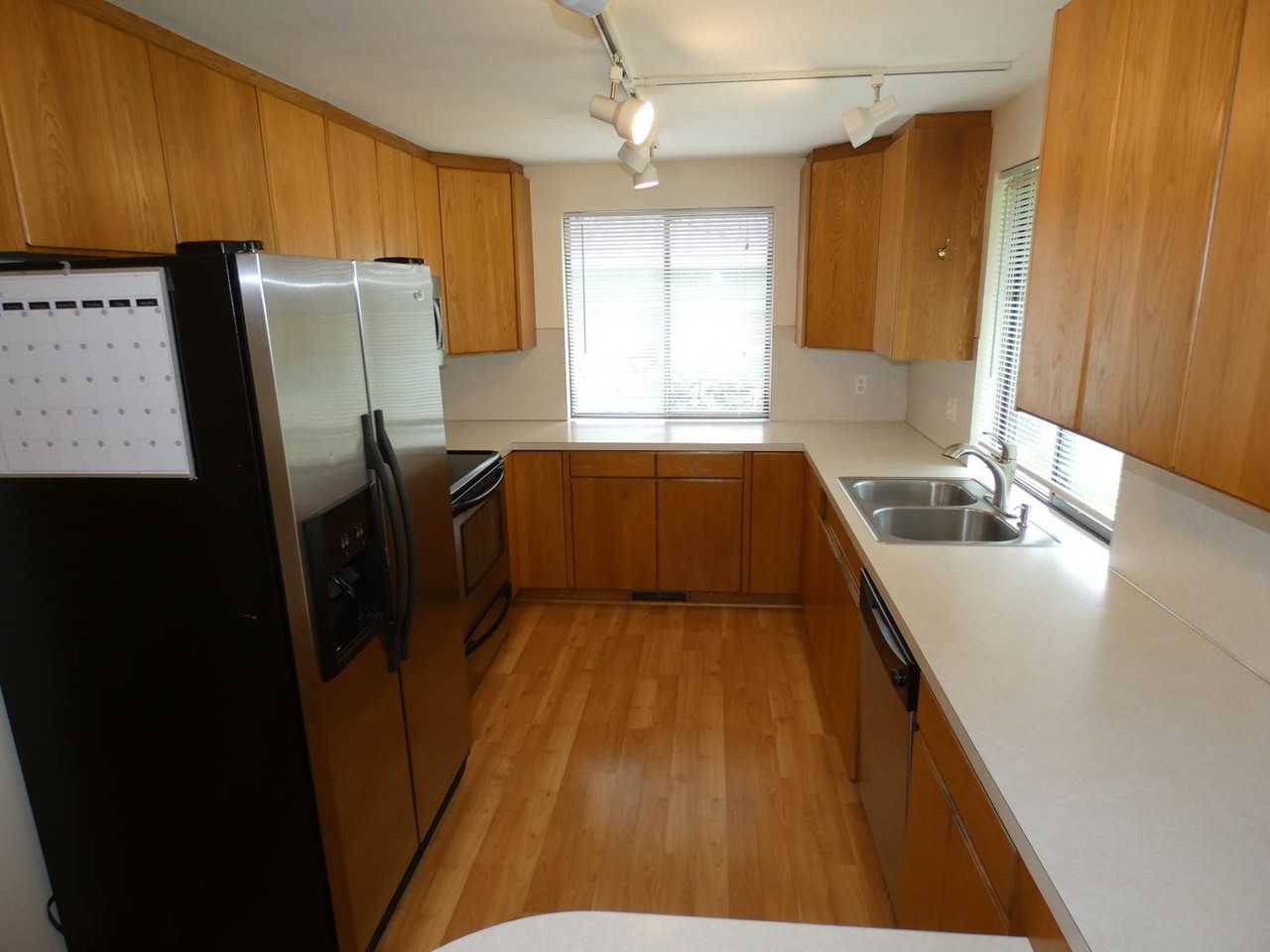 2003 W 16th St - Photo 4 of 20