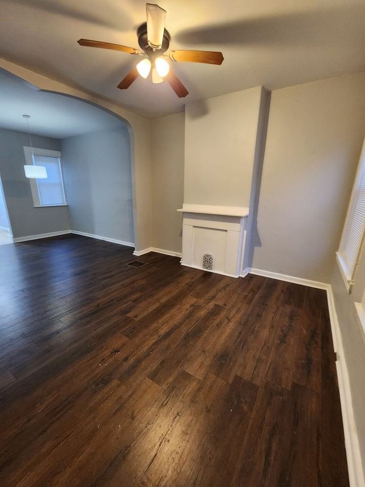 2516 N Jessup St - Photo 2 of 8