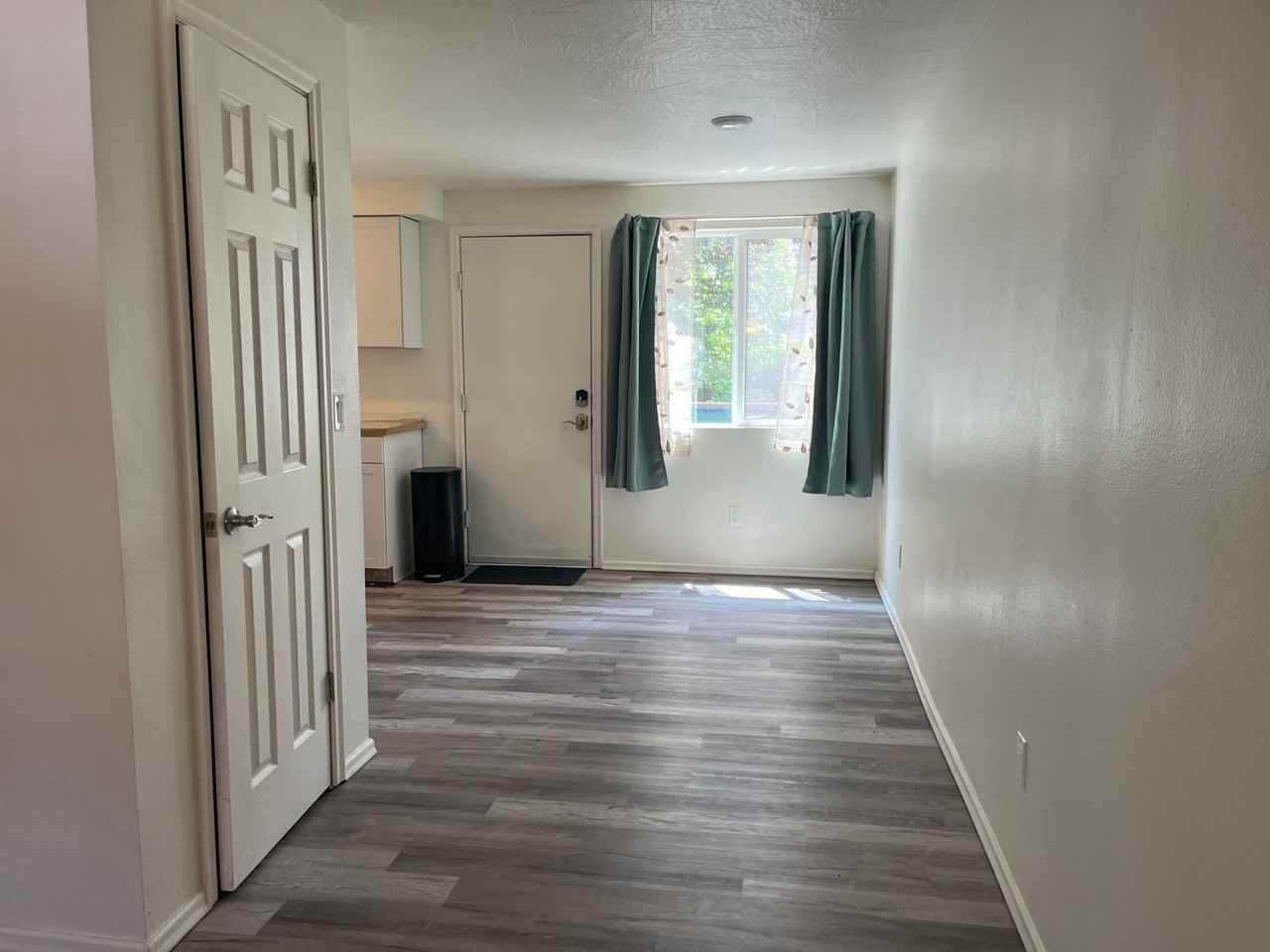 Rose Hill Duplex - Photo 5 of 19