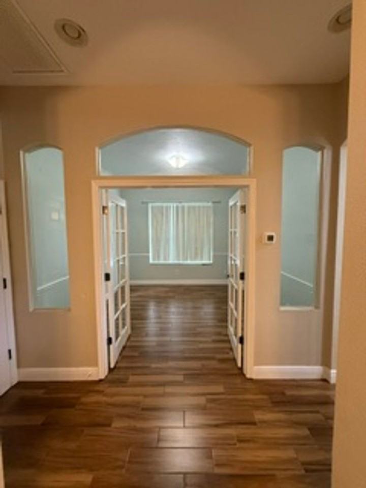 1110 Facet View Way - Photo 6 of 43